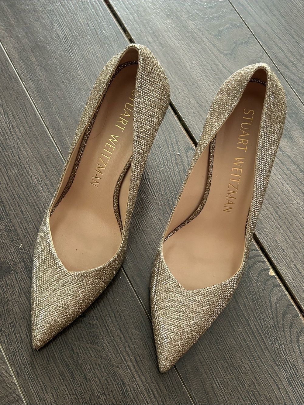 Stuart Weitzman Gold Glitter Pointed-Toe Pumps 9